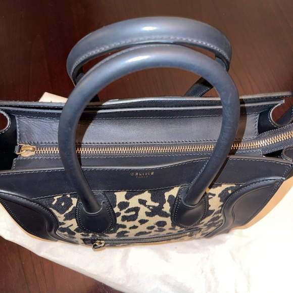 Celine Mini Shopper - Picture 7 of 10